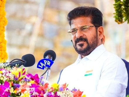 ముఖ్యమంత్రి రేవంత్ రెడ్డి