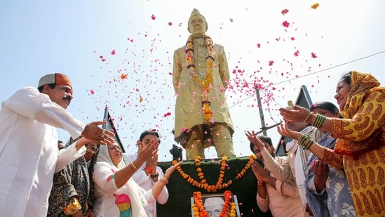File photo: Congress party workers pay floral tribute to India’s first Prime Minister Pandit Jawaharlal Nehru on his 62nd death anniversary, in Bhopal.