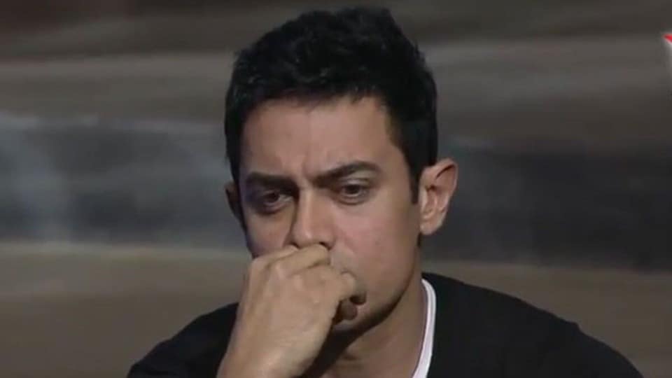 তৃতীয় বিয়ের মাস ঘুরতেই দুঃসংবাদ আমিরের বাড়িতে