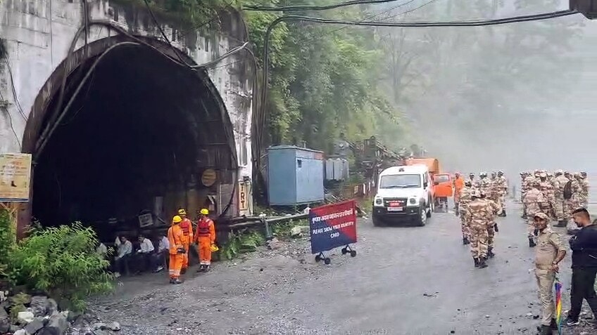 7 killed, 3 trapped after under-construction tunnel in Uttarakhand's Chamoli collapses | India News