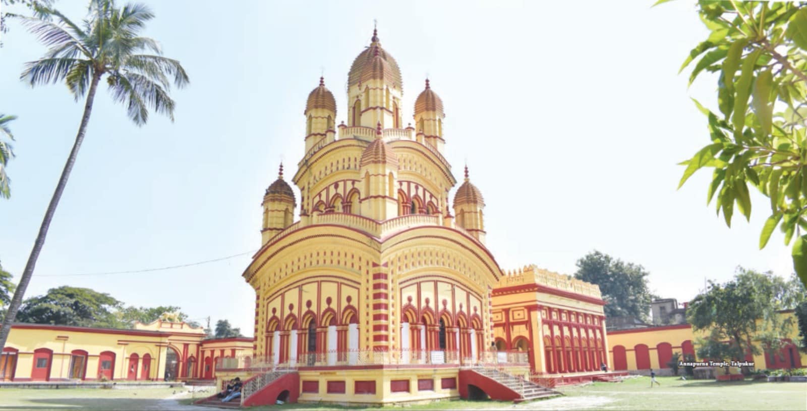 Built in 1875 by Rani Rashmoni’s daughter, the Annapurna Temple of Talpukur is a smaller replica of Kolkata’s famous Dakshineshwar temple. (Courtesy Amit Guha / Tapestries in Brick) Built in 1875 by Rani Rashmoni’s daughter, the Annapurna Temple of Talpukur is a smaller replica of Kolkata’s famous Dakshineshwar temple. (Courtesy Amit Guha / Tapestries in Brick)