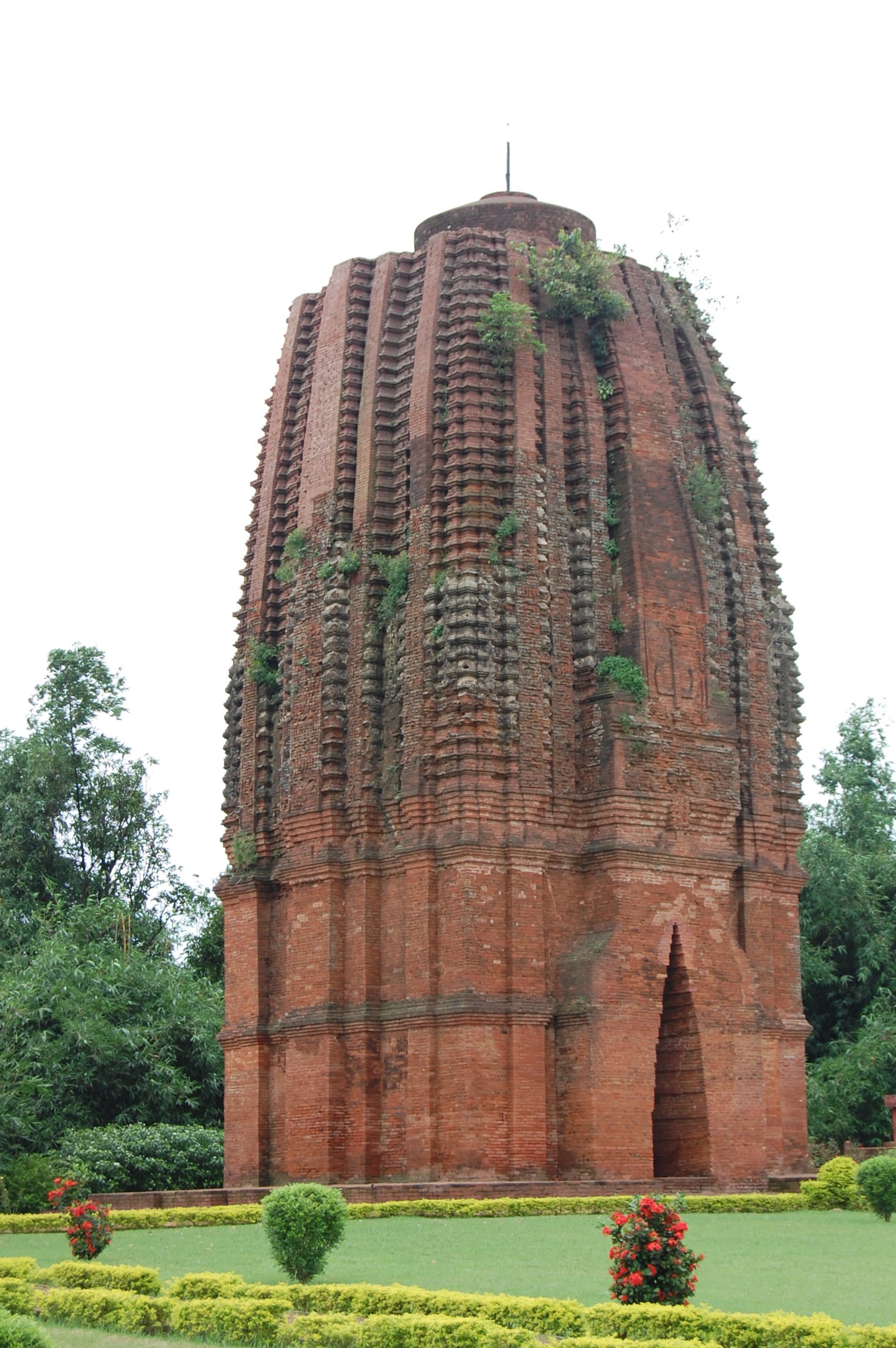 The 11th-century Sat Deulia Temple in West Bengal. (Courtesy Amit Guha / Tapestries in Brick) The 11th-century Sat Deulia Temple in West Bengal. (Courtesy Amit Guha / Tapestries in Brick)