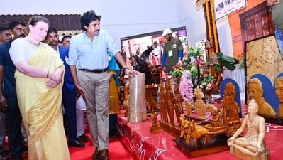 ధవళేశ్వరంలో క్రాఫ్ట్ వుడ్ బ్యాంక్ ప్రారంభం!