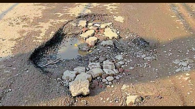 According to local shopkeepers, the road has remained in a deplorable condition for years (Manish/HT)