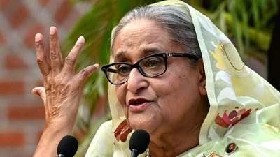 শেখ হাসিনাকে বাংলাদেশে ফেরানো নিয়ে ভারতকে বার্তা দিল ঢাকা। (ফাইল ছবি, সৌজন্যে এএফপি) শেখ হাসিনাকে বাংলাদেশে ফেরানো নিয়ে ভারতকে বার্তা দিল ঢাকা। (ফাইল ছবি, সৌজন্যে এএফপি)