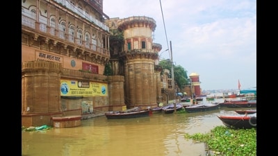 Ganga level rises in Kashi. (Rajesh Kumar/HT Photo) Ganga level rises in Kashi. (Rajesh Kumar/HT Photo)