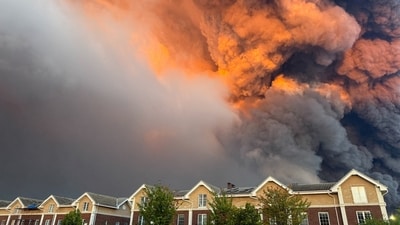Smoke billows from the burning Wildberries warehouses following a Ukrainian drone attack, according to the regional governor, in the course of the Russia-Ukraine conflict, in Koledino, Moscow Region, Russia August 16, 2026. Picture taken with mobile phone. (REUTERS)