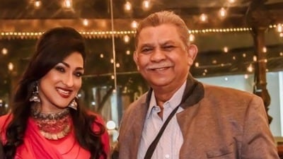 রাজা সেনের মৃত্যুতে ‘অভিভাবকহীন’ হলেন ঋতুপর্ণা রাজা সেনের মৃত্যুতে ‘অভিভাবকহীন’ হলেন ঋতুপর্ণা