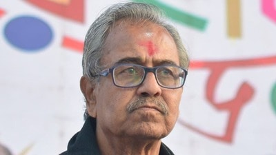 রবিবার সকালে রামপুরহাটের পাঁচ নম্বর ওয়ার্ডের হাটতলাপাড়ায় নিজের বাড়ি সংলগ্ন দলীয় কার্যালয় থেকে তাঁর ঝুলন্ত দেহ উদ্ধার হয়। রবিবার সকালে রামপুরহাটের পাঁচ নম্বর ওয়ার্ডের হাটতলাপাড়ায় নিজের বাড়ি সংলগ্ন দলীয় কার্যালয় থেকে তাঁর ঝুলন্ত দেহ উদ্ধার হয়।