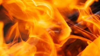 A vegetation fire burning near Sorrento Valley in San Diego has led to multiple road closures and evacuations. (UnSplash) A vegetation fire burning near Sorrento Valley in San Diego has led to multiple road closures and evacuations. (UnSplash)