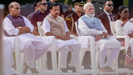 President Droupadi Murmu, along with PM Narendra Modi, and other leaders during former Prime Minister Atal Bihari Vajpayee's death anniversary at his memorial 'Sadaiv Atal'