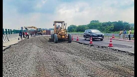 The entry of a horse on Lko-Kanpur Expressway raises fresh safety concerns over animal intrusion on the newly opened corridor. (For Representation)