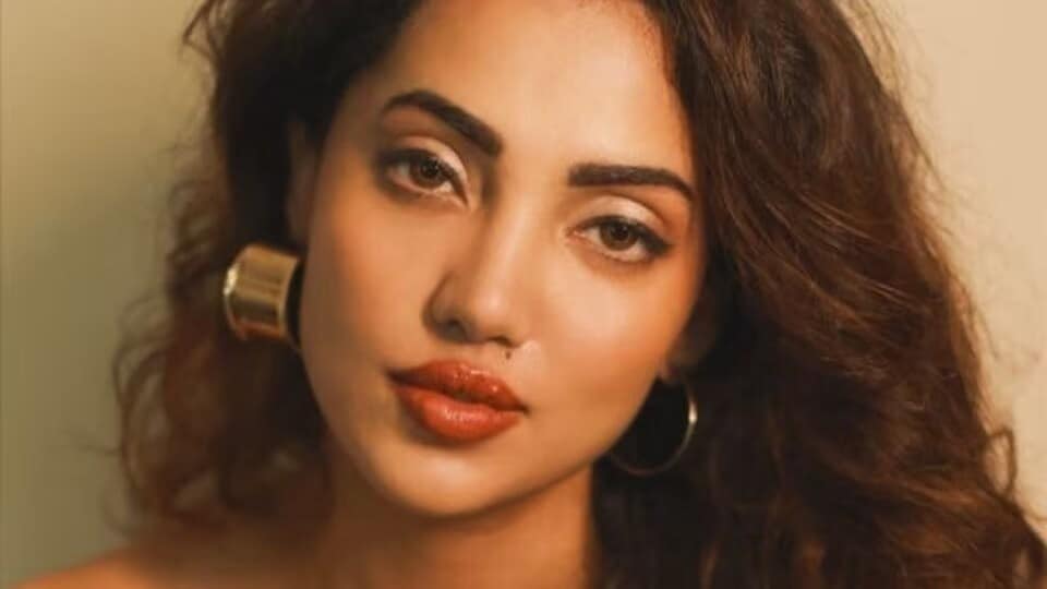 না ফেরার দেশে ‘ঘোস্ট’ খ্যাত অনন্যা রাজ
