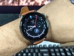 30 days with a smartwatch showed me which features actually matter.