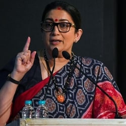 Former Rajasthan chief minister Vasundhara Raje and former Union minister Smriti Irani.