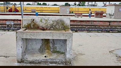 A water booth at Ludhiana railway station on Monday. (Gurpreet Singh/ht)
