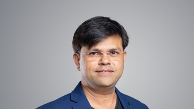 కోటక్ సెక్యూరిటీస్ ఈక్విటీ రీసెర్చ్ హెడ్ శ్రీకాంత్ చౌహాన్ కోటక్ సెక్యూరిటీస్ ఈక్విటీ రీసెర్చ్ హెడ్ శ్రీకాంత్ చౌహాన్