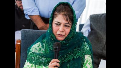 Srinagar, Jul 28 (ANI): PDP PDP president Mehbooba Mufti said that she supports Article 370 and is a “dimagi Naxal”. Several PDP leaders posted similar messages on X.Mehbooba Mufti addresses a press conference, in Srinagar on Tuesday. (ANI Photo) (ANI File) Srinagar, Jul 28 (ANI): PDP PDP president Mehbooba Mufti said that she supports Article 370 and is a “dimagi Naxal”. Several PDP leaders posted similar messages on X.Mehbooba Mufti addresses a press conference, in Srinagar on Tuesday. (ANI Photo) (ANI File)