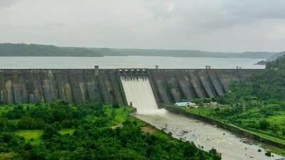 The Bhatsa dam supplies a major share of the water drawn daily for Mumbai. (Yogesh Naik/HT Photo) The Bhatsa dam supplies a major share of the water drawn daily for Mumbai. (Yogesh Naik/HT Photo)