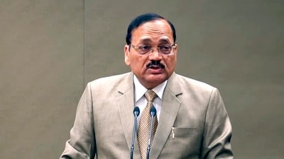 సుప్రీంకోర్టు సీజేఐ సూర్యకాంత్ సుప్రీంకోర్టు సీజేఐ సూర్యకాంత్