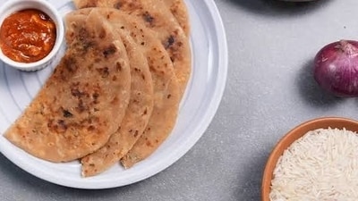 Gives leftover rice a complete makeover instead of letting it sit in the fridge with this stuffed paratha recipe by chef Sanjeev Kapoor. (Sanjeevkapoor.com) Gives leftover rice a complete makeover instead of letting it sit in the fridge with this stuffed paratha recipe by chef Sanjeev Kapoor. (Sanjeevkapoor.com)