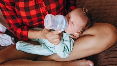 Parents need to be extra careful when storing breast milk for later use. (Pexel) Parents need to be extra careful when storing breast milk for later use. (Pexel)
