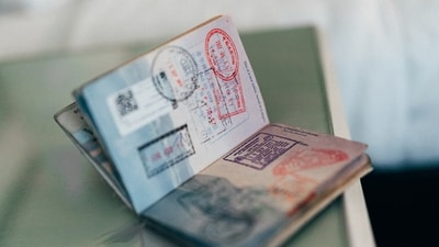 H-1B dependents, including eligible H-4 spouses and children, may use Form I-539 when seeking to extend or change their dependent status. (Representative) H-1B dependents, including eligible H-4 spouses and children, may use Form I-539 when seeking to extend or change their dependent status. (Representative)