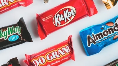 Things to consider before picking a snack. (Unsplash) Things to consider before picking a snack. (Unsplash)