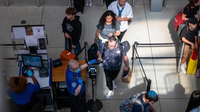 In India, BCAS norms dictate the rules on passengers carrying firearms and weapons carried by personal security officers assigned to VVIPs and VIPs. In India, BCAS norms dictate the rules on passengers carrying firearms and weapons carried by personal security officers assigned to VVIPs and VIPs.