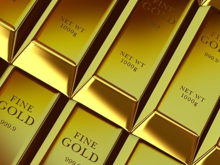 Gold Rate today: బంగారం పైపైకి.. డాలర్ డౌన్.. $4,400లకు పసిడి పరుగు