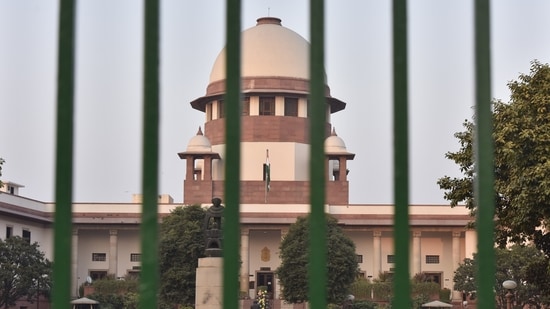 The Supreme Court expanded the proceedings to examine the larger systemic problem of money power in elections and sought responses from the Election Commission of India, the Union government, states and Union territories. (FILE)