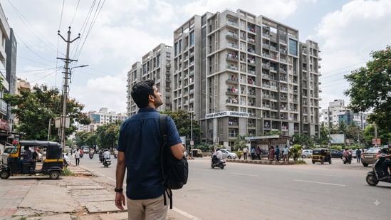 A Bengaluru man said a 1BHK he could have bought for  <span class='webrupee'>₹</span>30 lakh in 2020 was reportedly worth  <span class='webrupee'>₹</span>90 lakh.