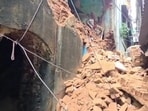 Kolkata Municipal Corporation (KMC) confirmed that the building was over 200-year-old and that it had earlier declared the building ‘dangerous’ and ‘dilapidated’. (HT Photo)