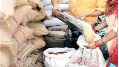 Beneficiaries in city are receiving 20kg of wheat under Punjab’s 4-month public ration distribution cycle. (HT FILE) Beneficiaries in city are receiving 20kg of wheat under Punjab’s 4-month public ration distribution cycle. (HT FILE)