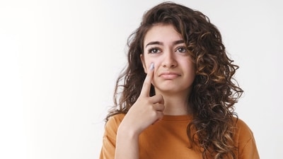 Your skin dryness is also the result of air conditioner (Magnific) Your skin dryness is also the result of air conditioner (Magnific)