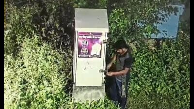 In the August 17 incident, a UPS unit and three batteries were stolen. According to BEL, CCTV footage has captured the suspect clearly, raising questions about delays in police action. (HT File) In the August 17 incident, a UPS unit and three batteries were stolen. According to BEL, CCTV footage has captured the suspect clearly, raising questions about delays in police action. (HT File)