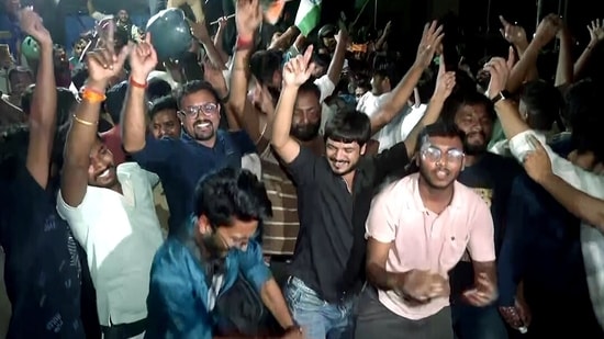 Jharkhand cancels JSSC-CGL exam, student leader Devendra Mahto ends fast