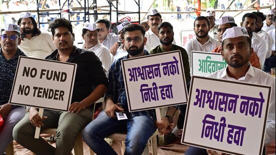 Mumbai, India - Aug. 18, 2026: Contractors stage a protest, demanded their pending dues from the Maharashtra government, at Azad Maidan in Mumbai, India, on Tuesday, August 18, 2026. (Photo by Anshuman Poyrekar/Hindustan Times) (Anshuman Poyrekar/HT Photo)