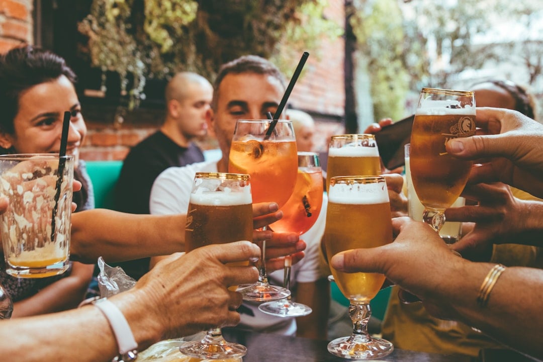 Smoking and alcohol drive oxidative DNA damage. (Unsplash) Smoking and alcohol drive oxidative DNA damage. (Unsplash)