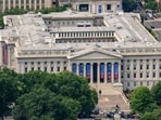 US Treasury doubles debt buybacks to support the bond market as Treasury yields surge, while investors watch inflation, deficits and Fed policy. (Photographer: Daniel Heuer/Bloomberg)