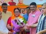 Srinagar mayor Aarti Bhandari and 10 councillors joined the BJP, giving the party mayors in all 11 municipal corporations in Uttarakhand.