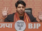 Shehzad Poonawalla has urged the BJP to accept his resignation from the party.