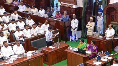 మూడో బిడ్డకూ ఏడాది మాతృత్వ సెలవు: సీఎం విజయ్ సర్కార్ సంచలన నిర్ణయం