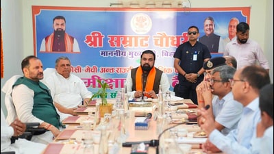 Bihar CM Samrat Choudhary holds a review meeting after inspecting the site of the Kosi-Mechi Inter-State River Link Project, currently under construction at Chainpur village of Supaul district, on Wednesday (HT PHOTO) Bihar CM Samrat Choudhary holds a review meeting after inspecting the site of the Kosi-Mechi Inter-State River Link Project, currently under construction at Chainpur village of Supaul district, on Wednesday (HT PHOTO)
