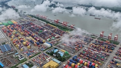 Containers are seen at the port in Nanjing, in China�s eastern Jiangsu province on August 12, (AFP FILE) Containers are seen at the port in Nanjing, in China�s eastern Jiangsu province on August 12, (AFP FILE)