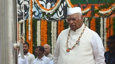 Kharge said the BJP was not aware of the historical decisions taken by the Congress regarding the national song and the national anthem. (Hindustan Times) Kharge said the BJP was not aware of the historical decisions taken by the Congress regarding the national song and the national anthem. (Hindustan Times)