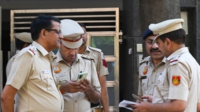The complainant paid the entire ₹1.10 crore to the accused in instalments on different dates. (Representational) The complainant paid the entire ₹1.10 crore to the accused in instalments on different dates. (Representational)