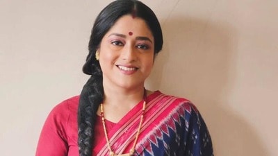 প্রথমবার হিন্দি ওয়েব সিরিজে অনিন্দিতা