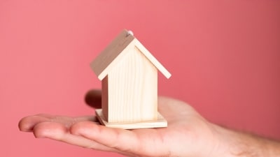 US mortgage rates stayed at 6.77%, while refinance and home purchase applications fell, as high borrowing costs and weak affordability hit buyers. (Pexel/Representative image) (Pexel) US mortgage rates stayed at 6.77%, while refinance and home purchase applications fell, as high borrowing costs and weak affordability hit buyers. (Pexel/Representative image) (Pexel)