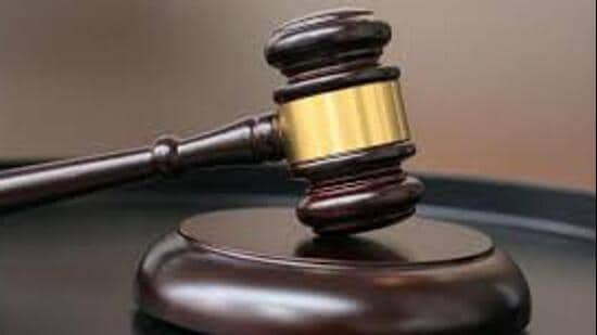 “One is unable to understand the apathy of the police officers/statutory authorities, who are required to make this payment under the beneficial scheme provided by the State Government,” the court observed. (For representation)